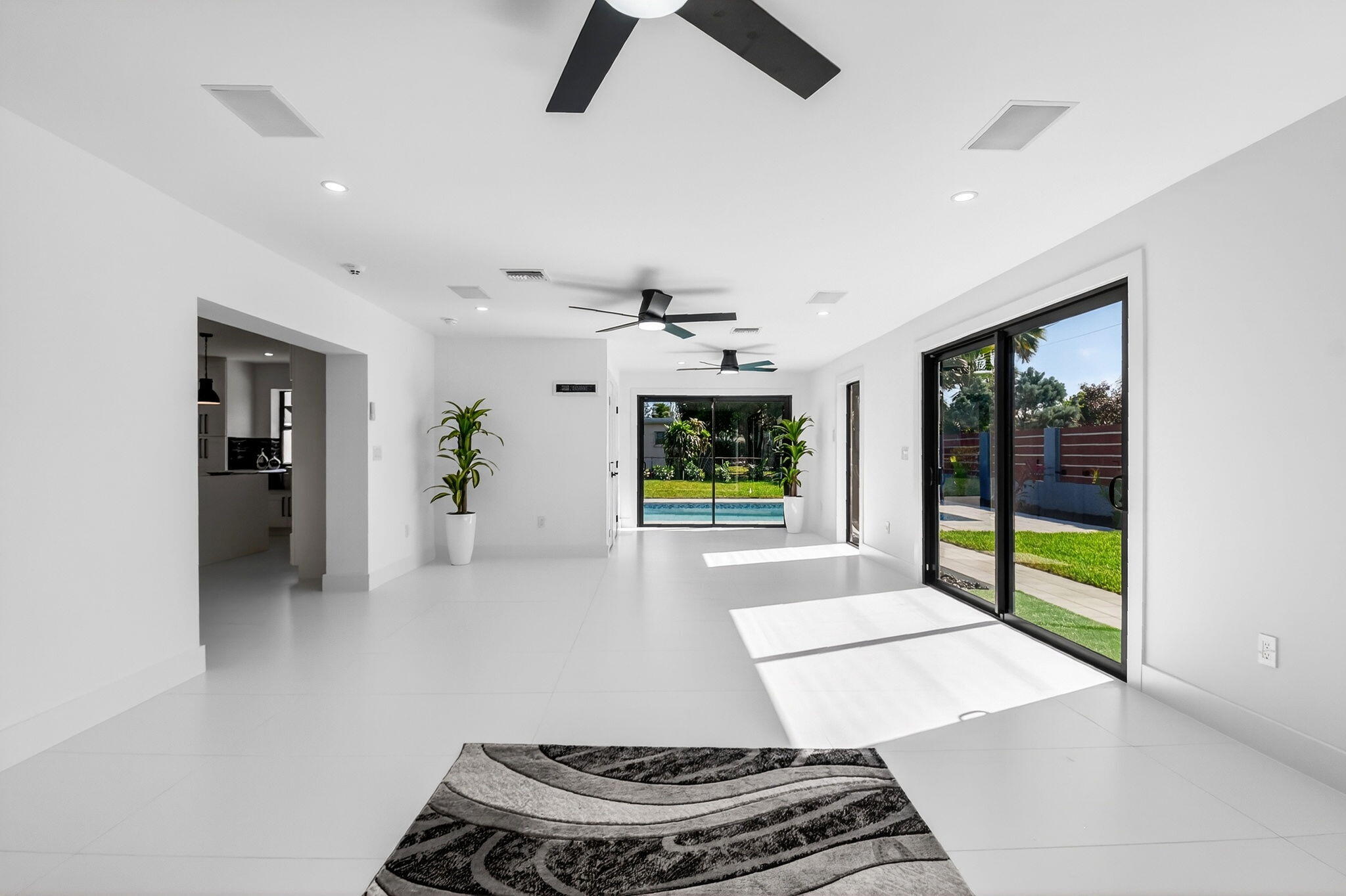 LAKE CLARKE ISLE 2 - Residential