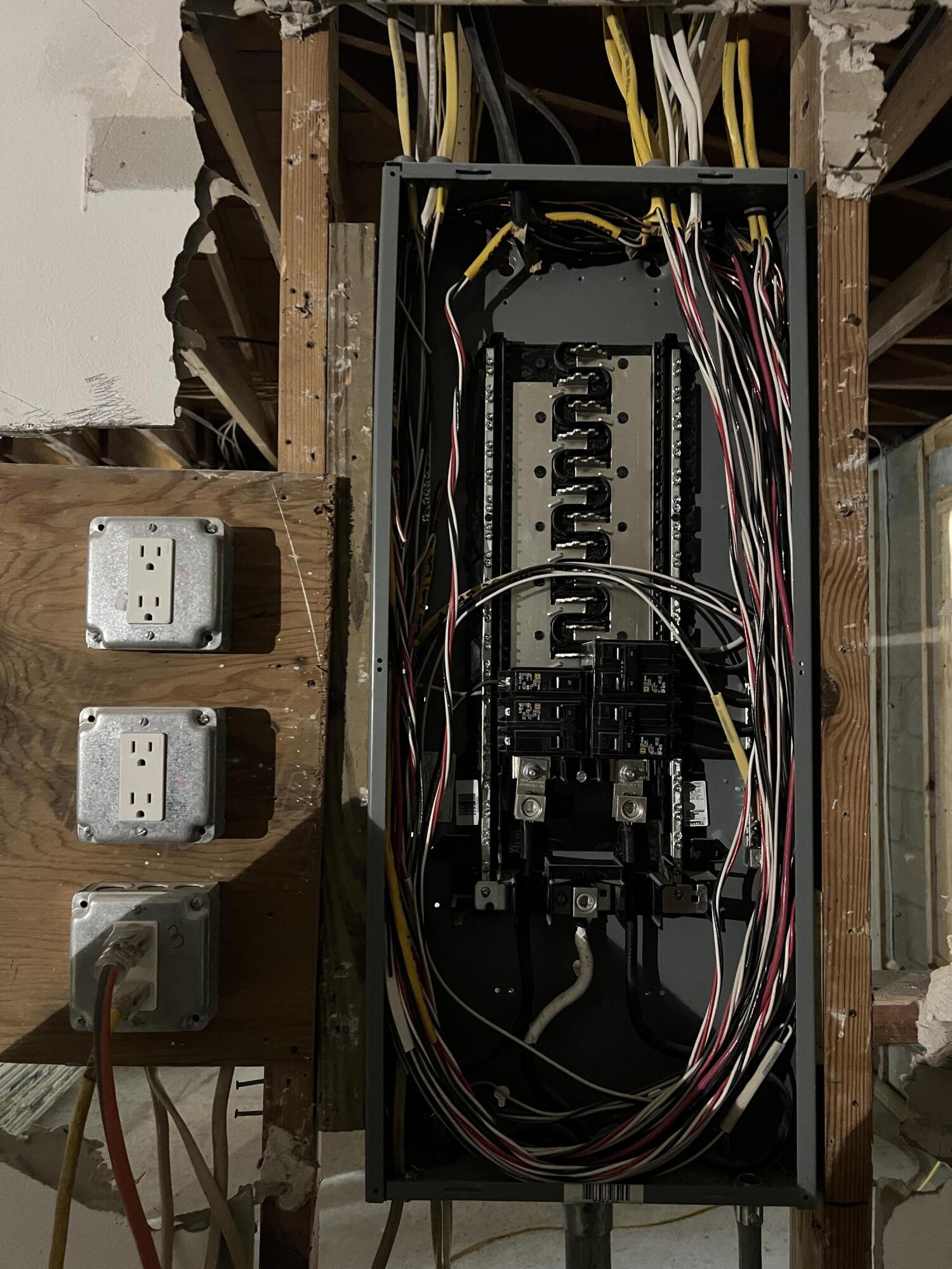 LAKE CLARKE ISLE 2 - Residential