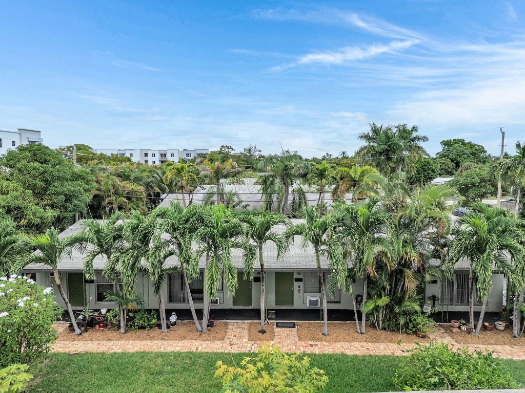 Edgewater Estates 1st Add - Residential Income