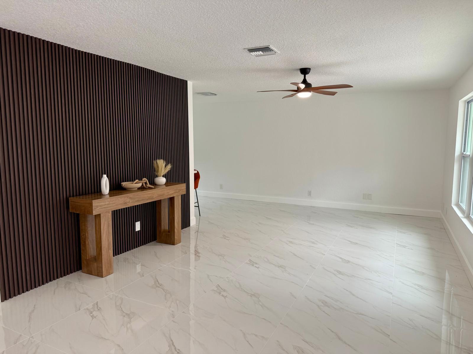 2812 F Road