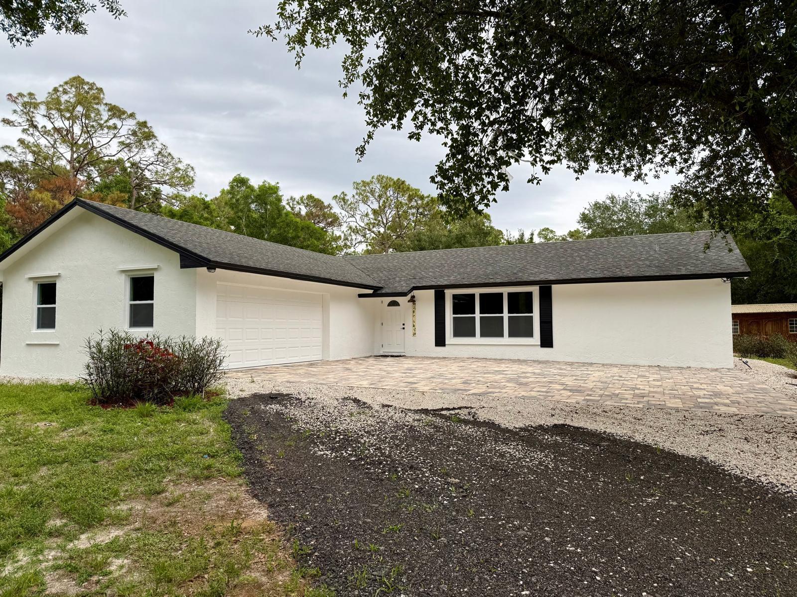 LOXAHATCHEE GROVES IN - Residential
