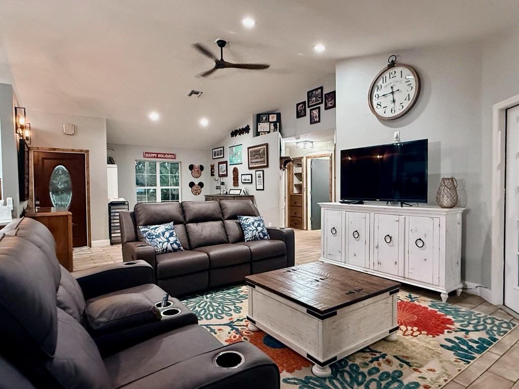 R-Bar Estates - Residential