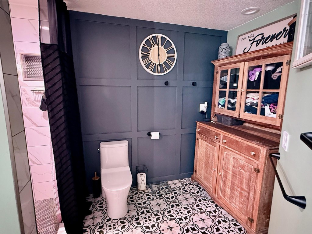 R-Bar Estates - Residential