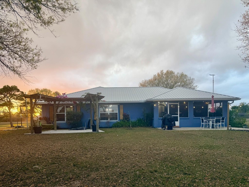 R-Bar Estates - Residential