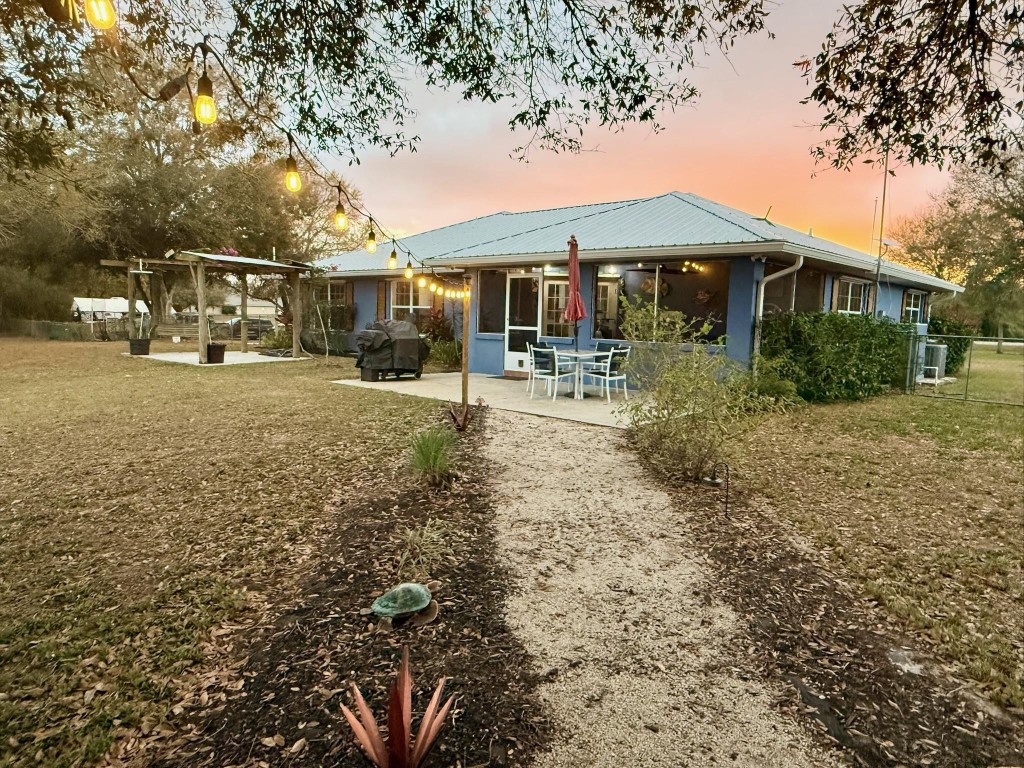 R-Bar Estates - Residential