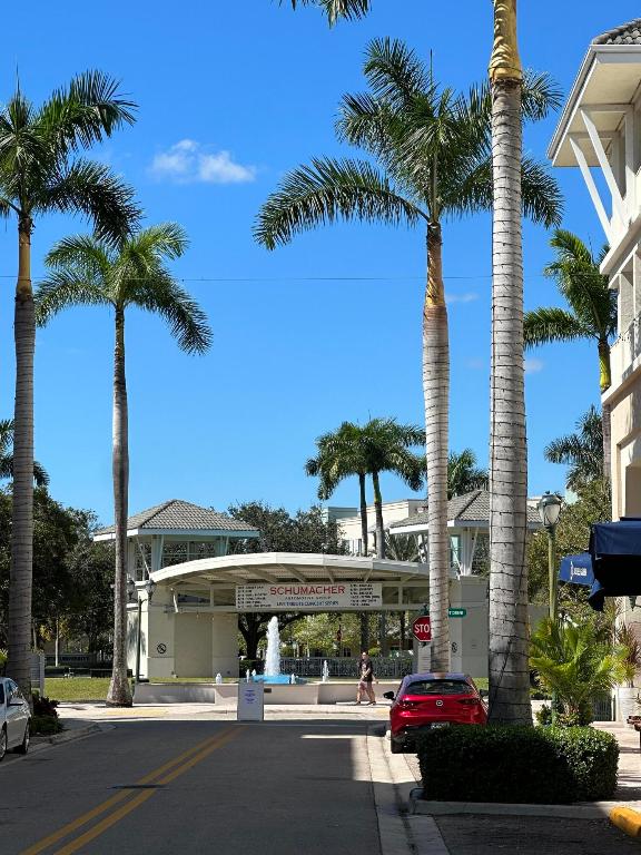 VILLAGE AT ABACOA CONDO - Residential Lease