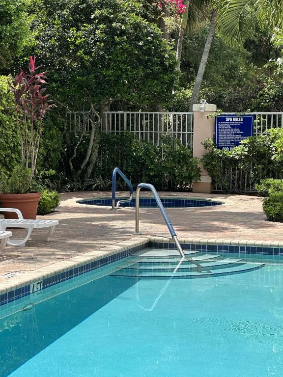 VILLAGE AT ABACOA CONDO - Residential Lease