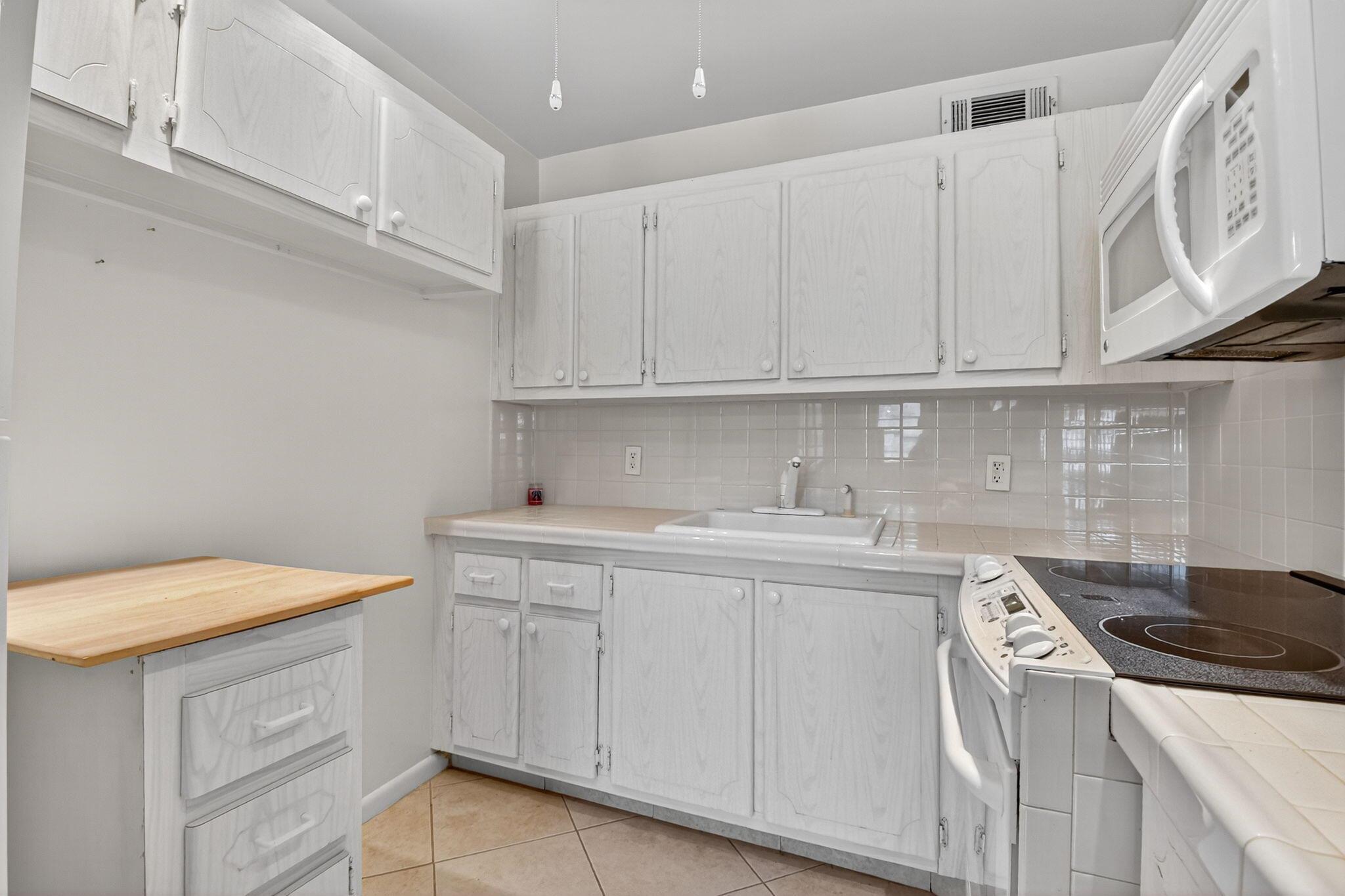 WINDSOR CONDOS - Residential