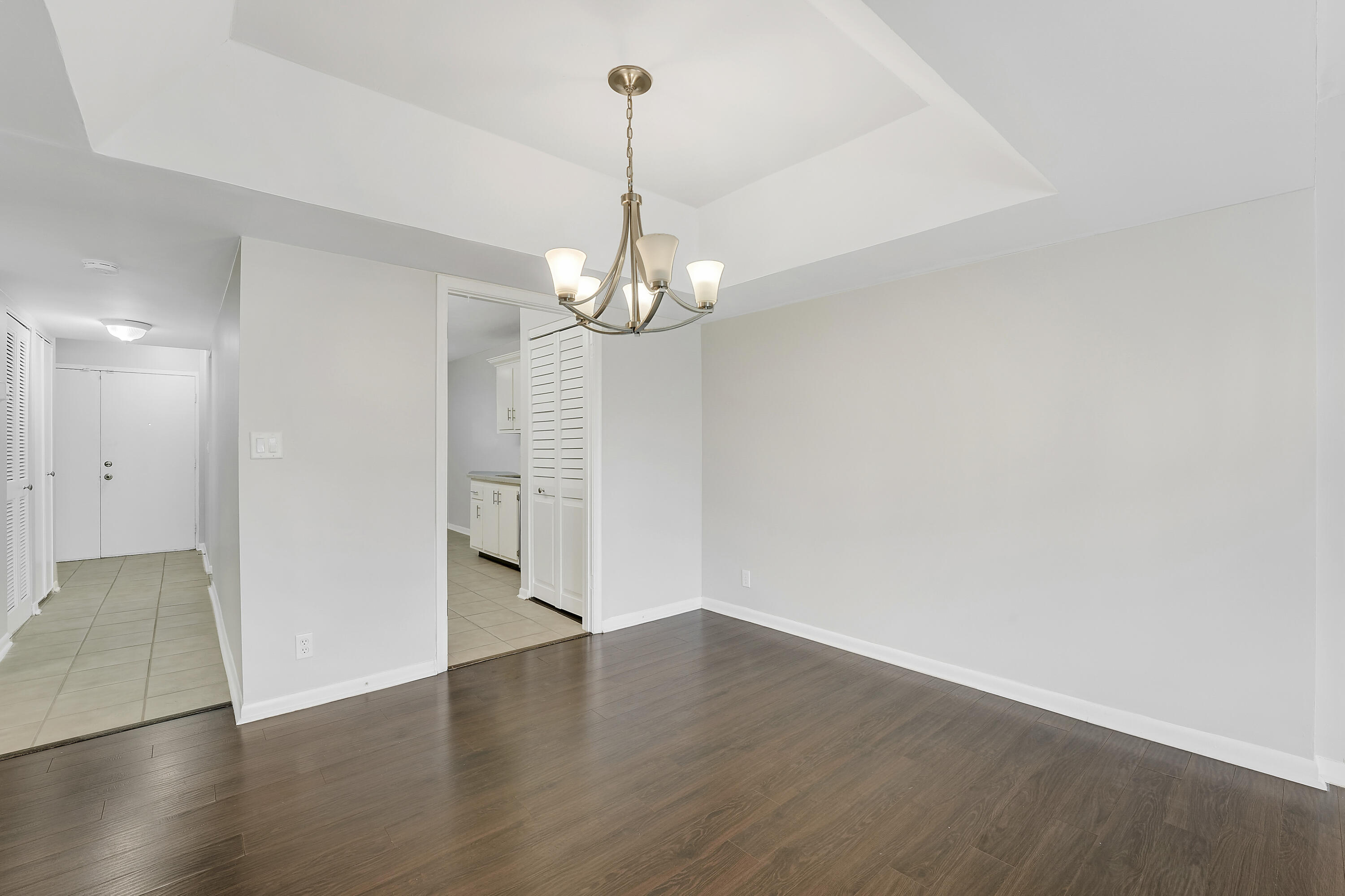 ESSEX AT POINCIANA CONDO - Residential Lease