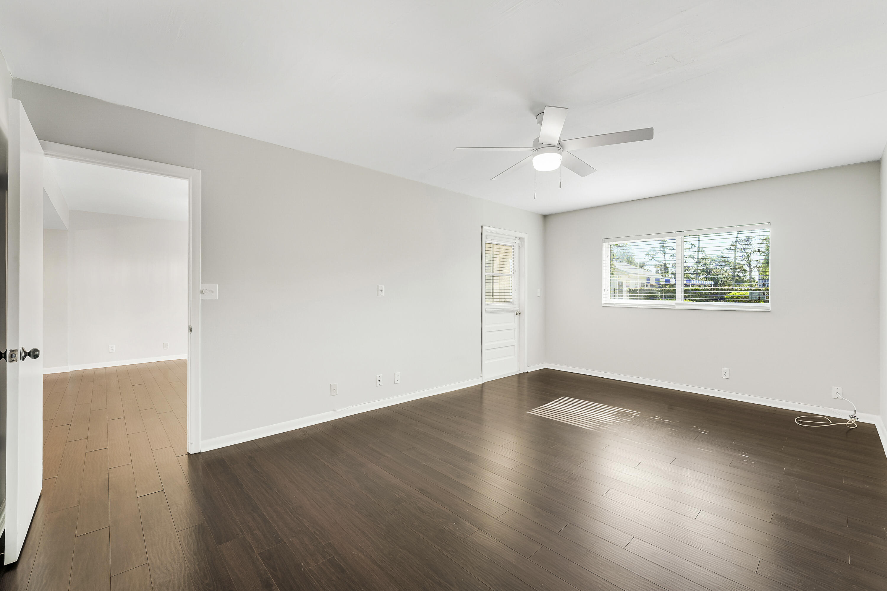ESSEX AT POINCIANA CONDO - Residential Lease
