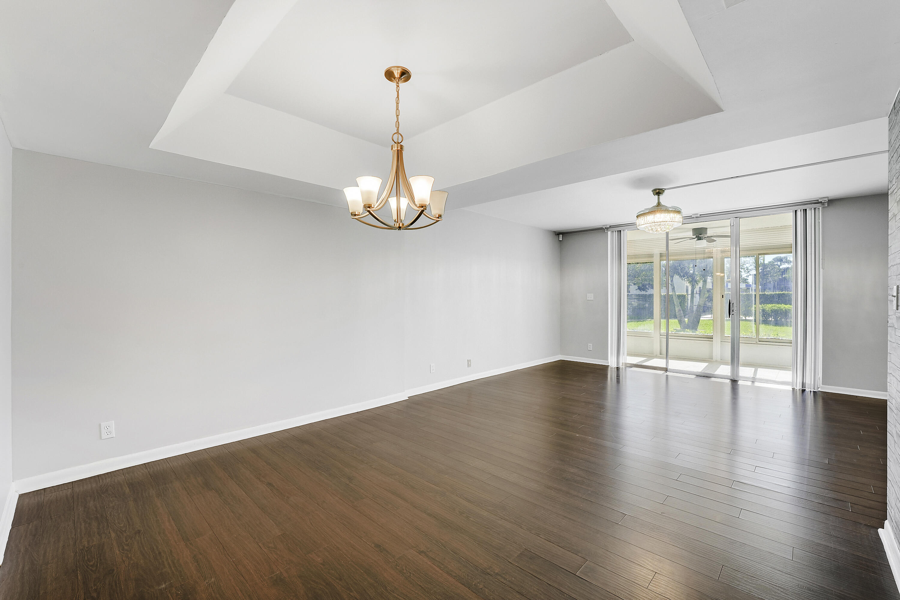 ESSEX AT POINCIANA CONDO - Residential Lease