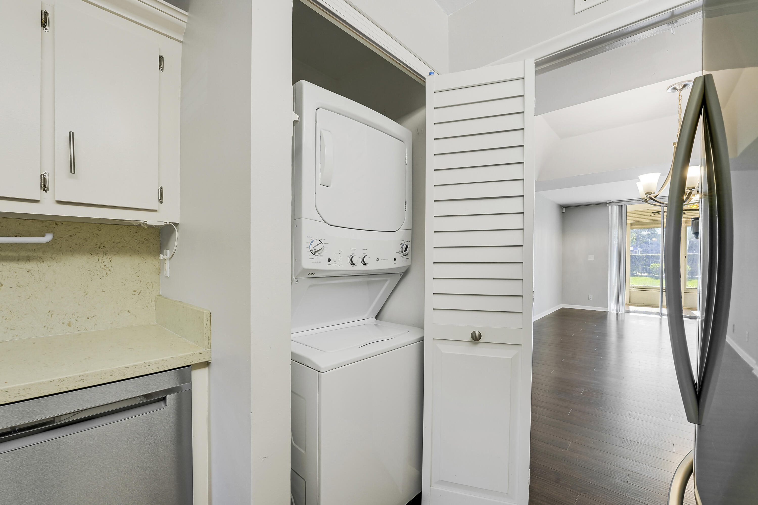 ESSEX AT POINCIANA CONDO - Residential Lease