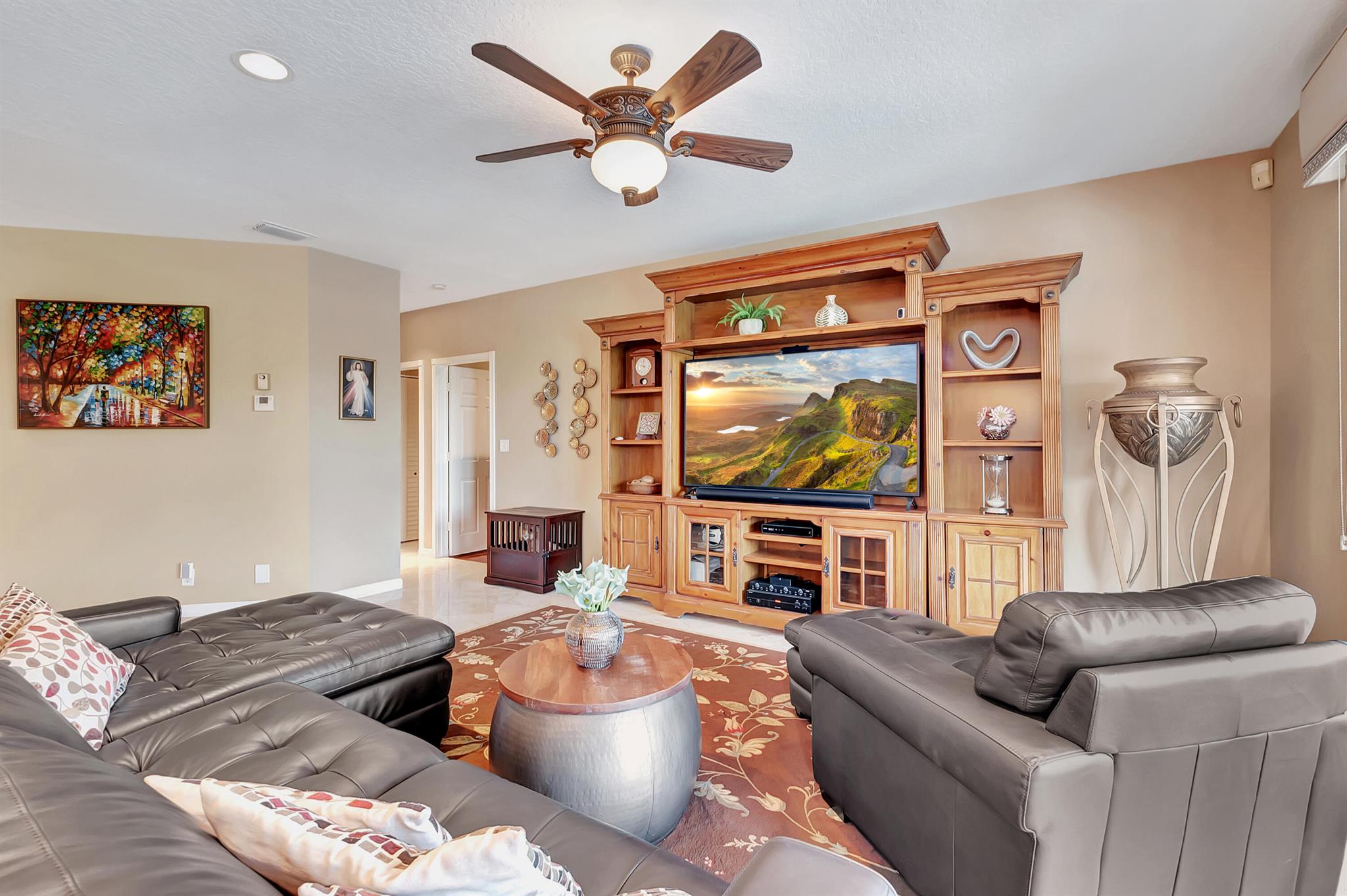 BOCA ISLES NORTH/ BOCA ISLES - Residential