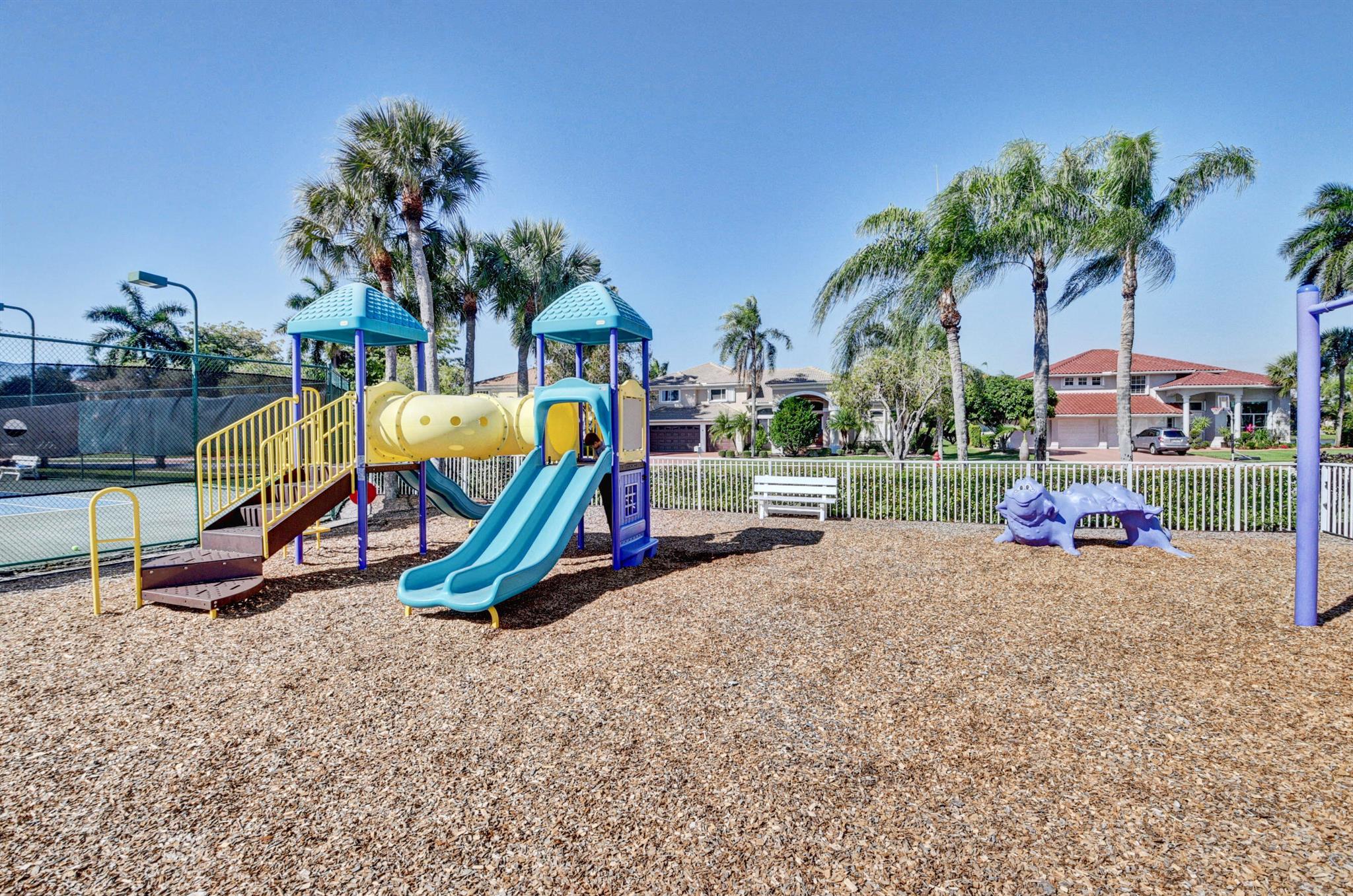 BOCA ISLES NORTH/ BOCA ISLES - Residential