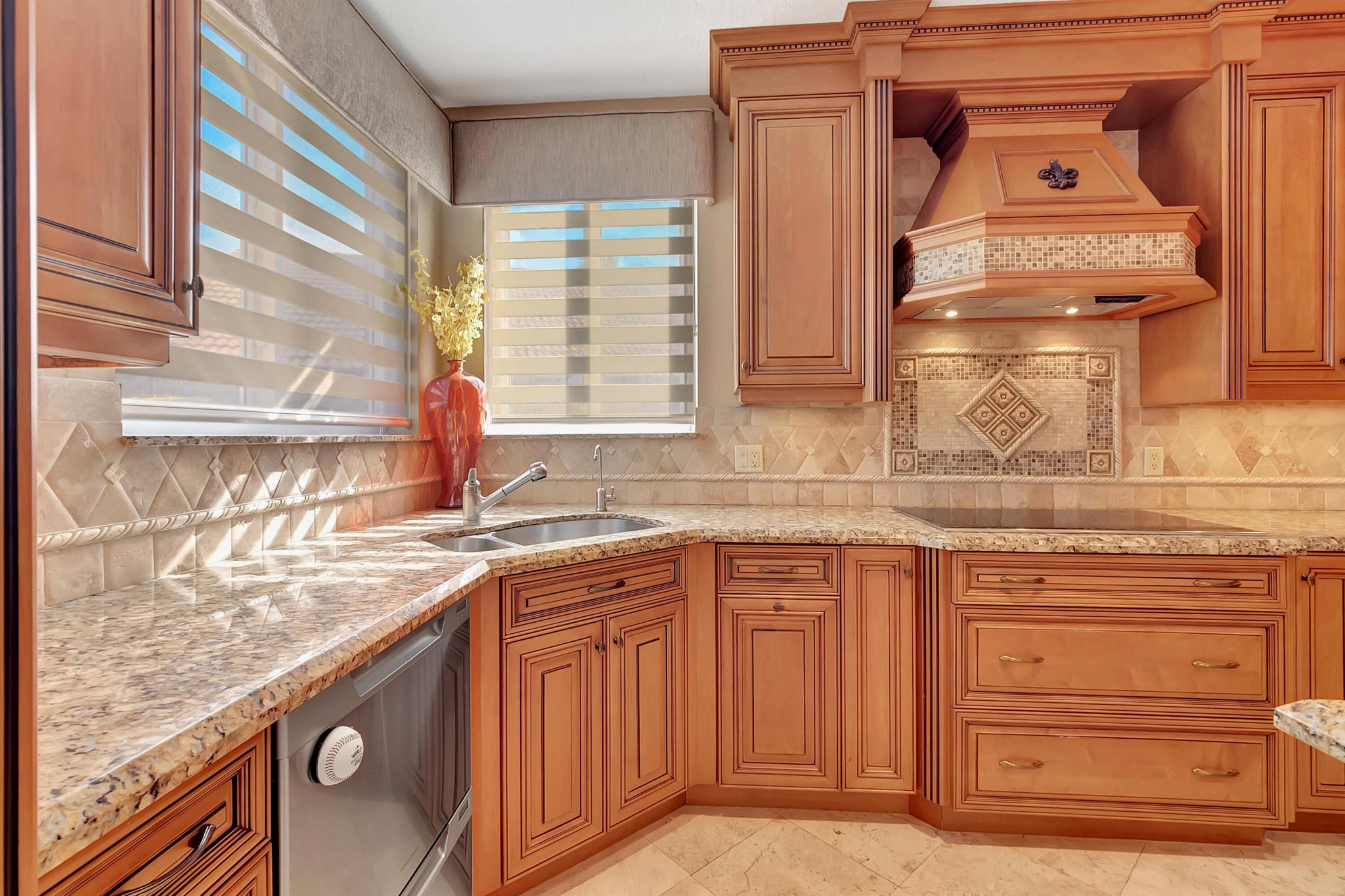 BOCA ISLES NORTH/ BOCA ISLES - Residential