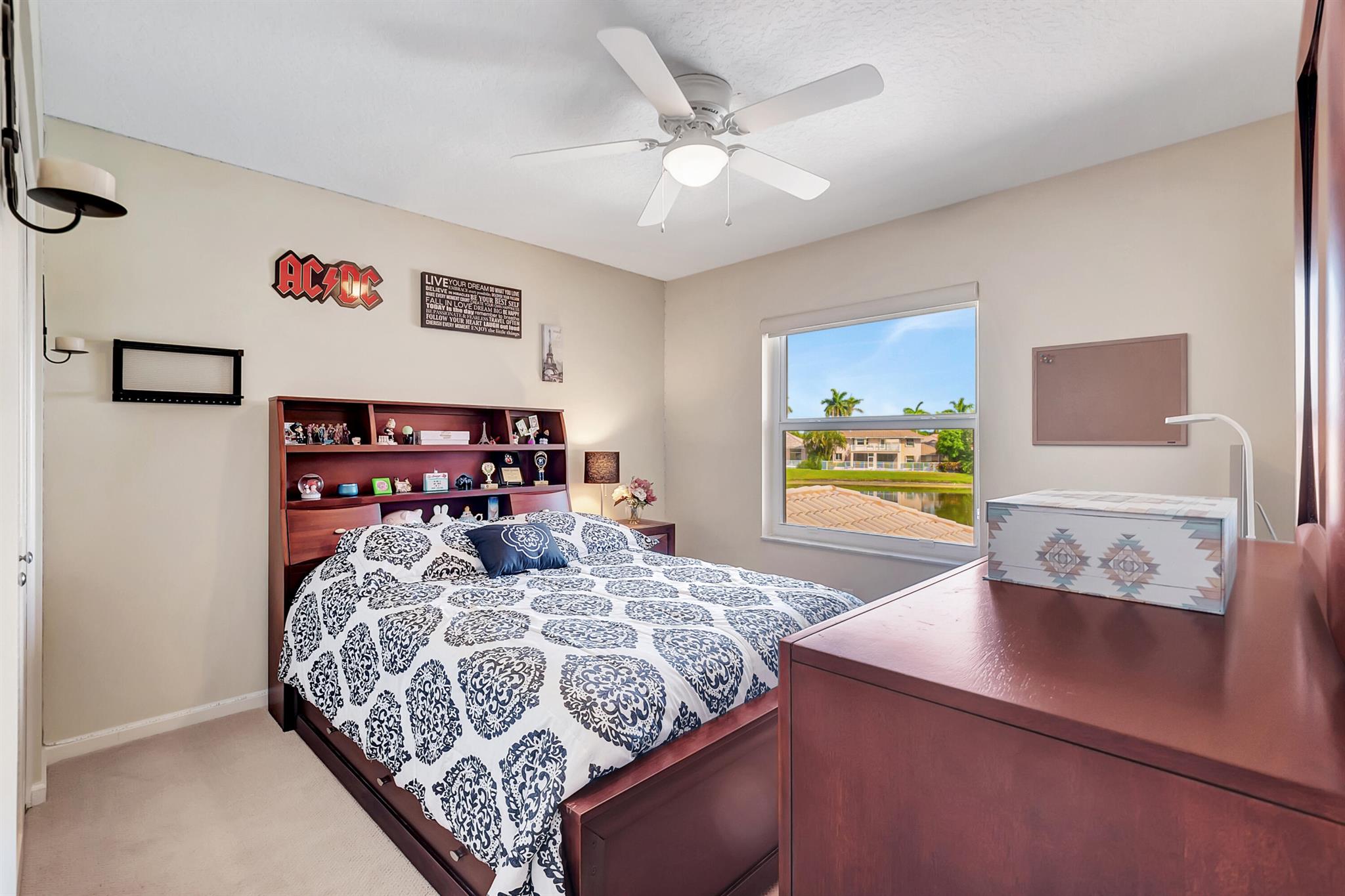 BOCA ISLES NORTH/ BOCA ISLES - Residential