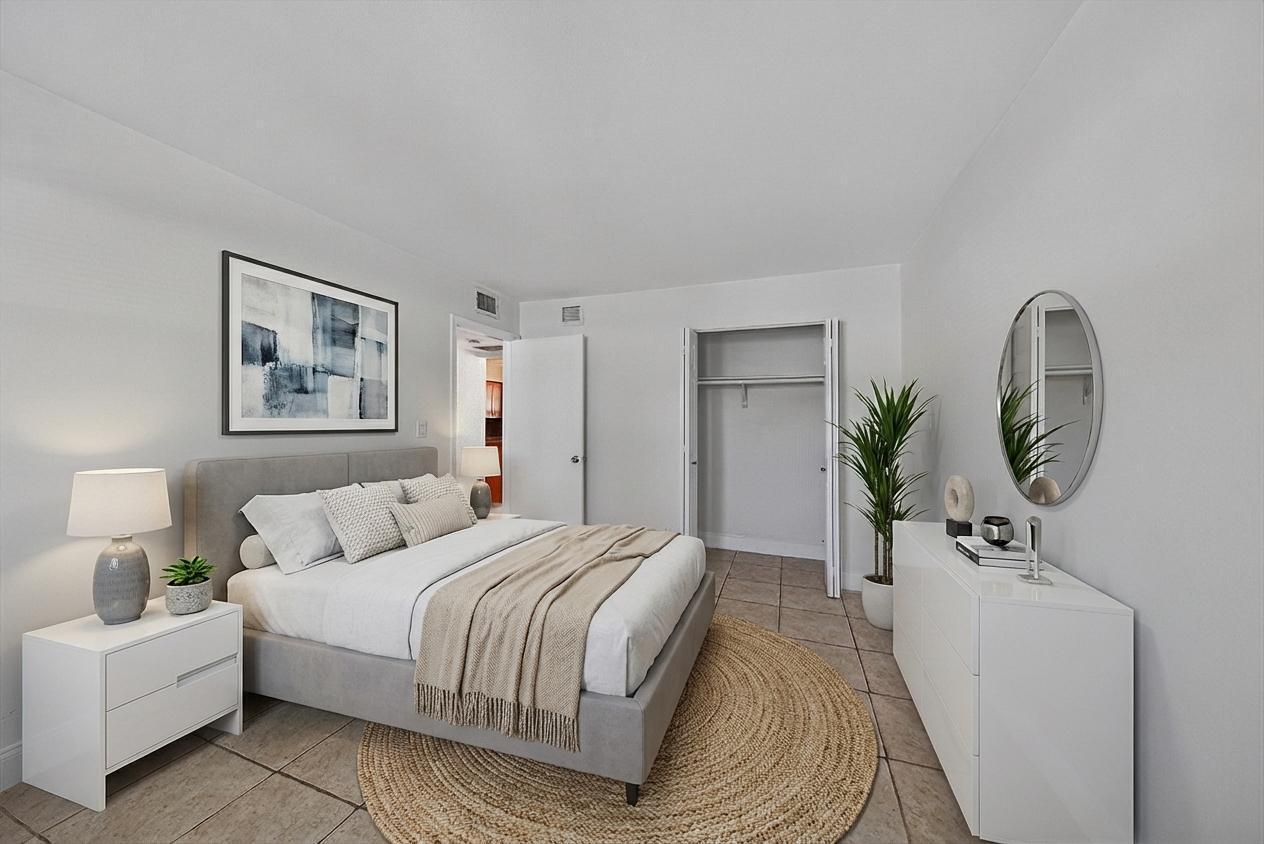 WILTON LAKE CONDOMINIUM - Residential Lease