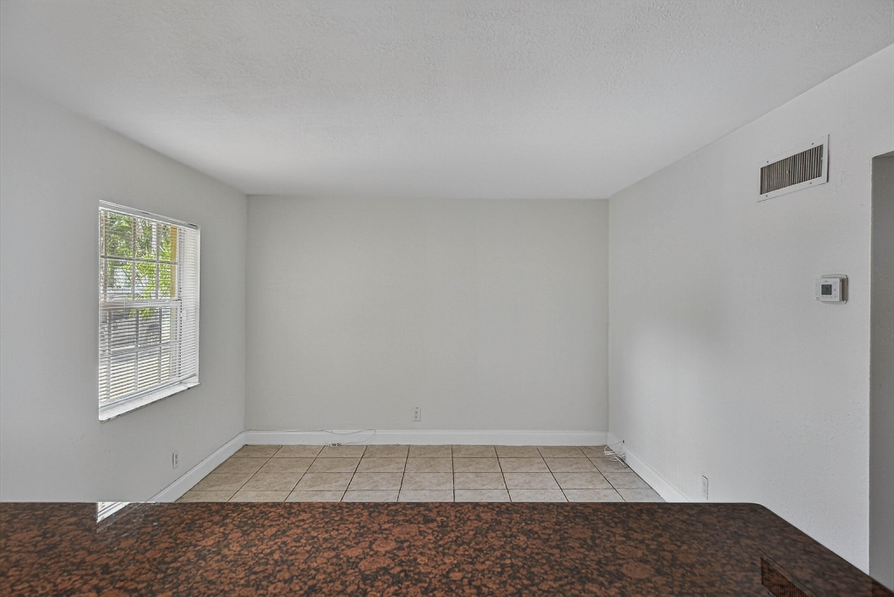 WILTON LAKE CONDOMINIUM - Residential Lease