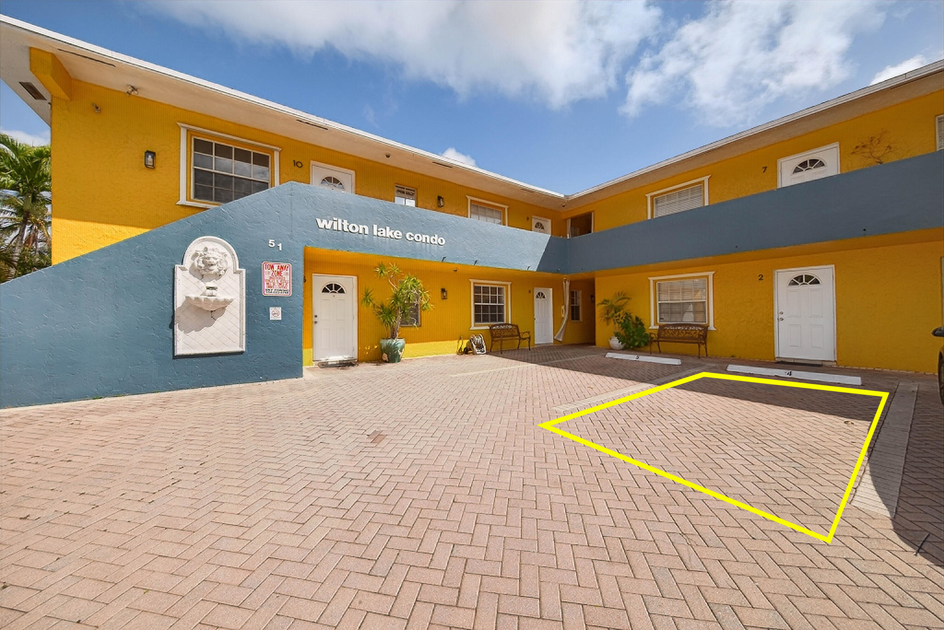 WILTON LAKE CONDOMINIUM - Residential Lease