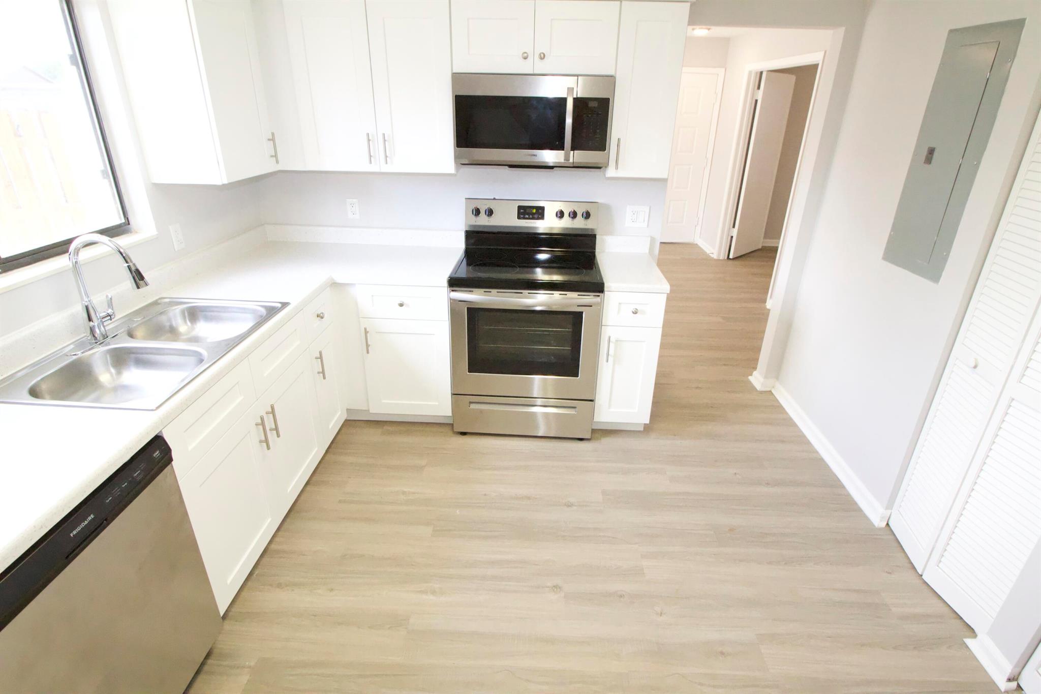 Palm Villas - Residential Lease