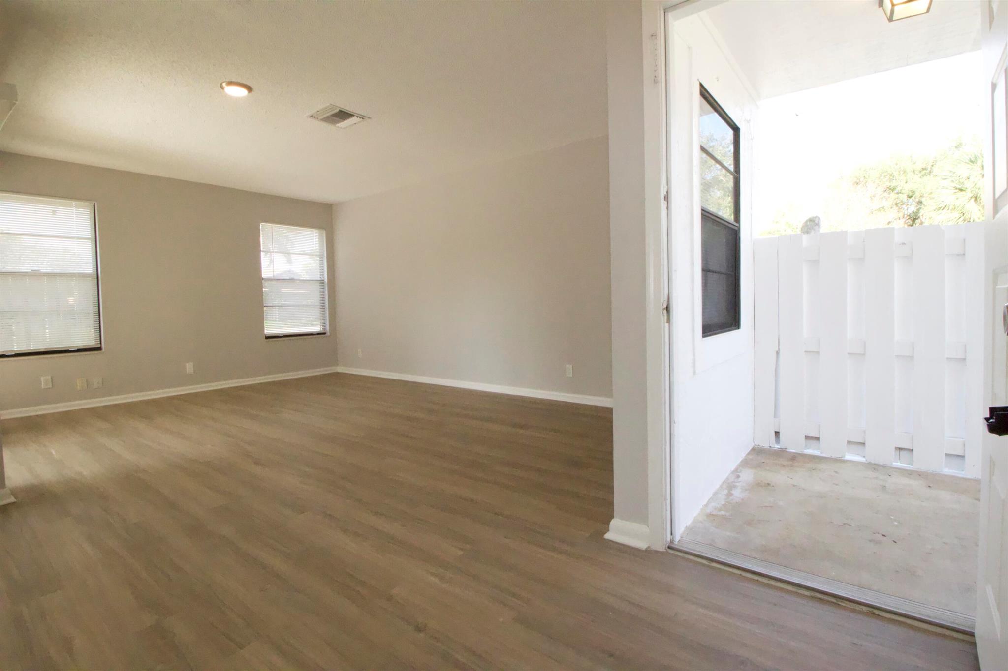 Palm Villas - Residential Lease