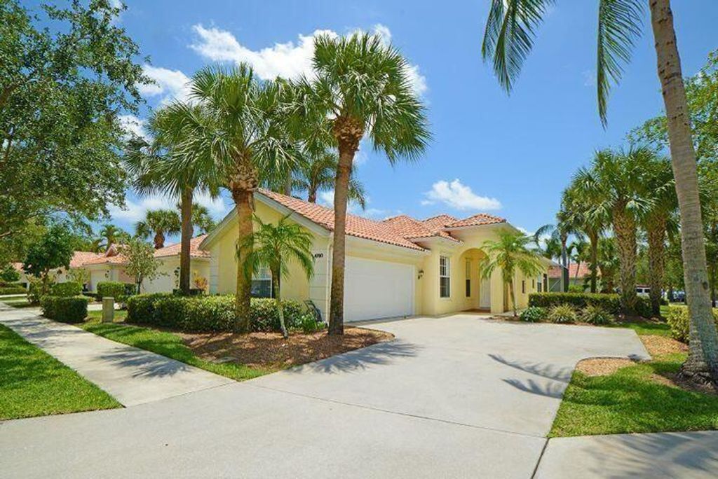 Photo of 4790 Blossom Drive, Delray Beach, FL 33445 (MLS # R10770812)