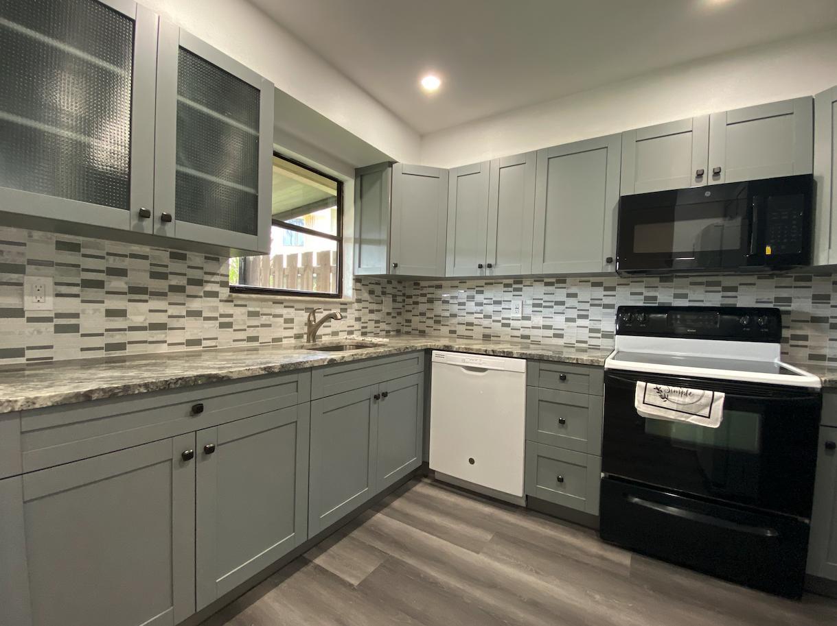 This stunning, spacious corner-unit townhome offers a prime location and a beautifully remodeled interior. With no carpet throughout, the home features a brand-new kitchen, new floors, and newly updated bathrooms and appliances. The two-story layout includes 3 bedrooms, 2.5 bathrooms, and an abundance of natural light, all enhanced by serene water views. Move-in ready by 11/1/2025! Located in a well-maintained community with a pool. Don't miss out on this gorgeous home--schedule a tour today!