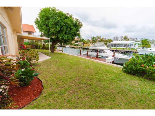SANTAMARIA HARBOR 28-27 B - Residential Lease