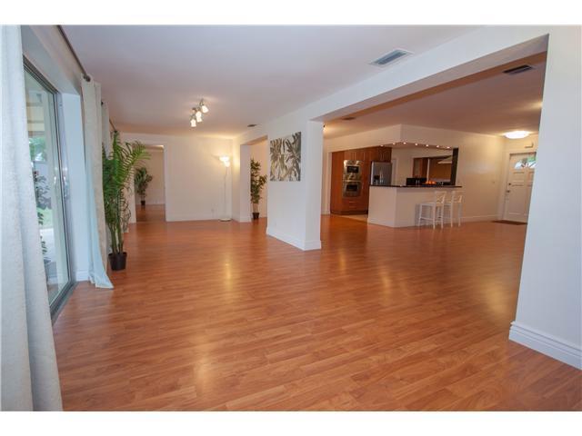 SANTAMARIA HARBOR 28-27 B - Residential Lease