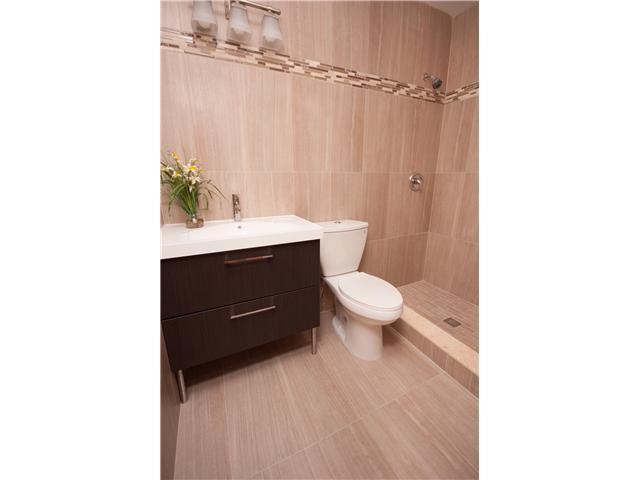 SANTAMARIA HARBOR 28-27 B - Residential Lease