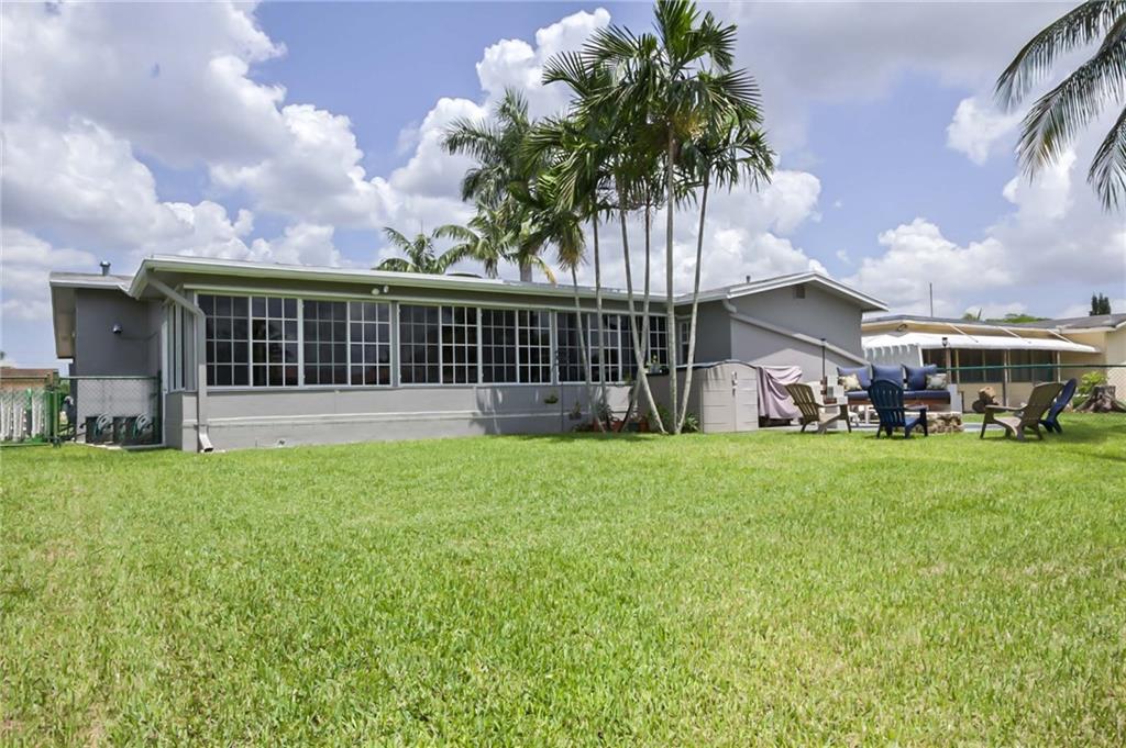Sunrise Golf Village Sec - Residential