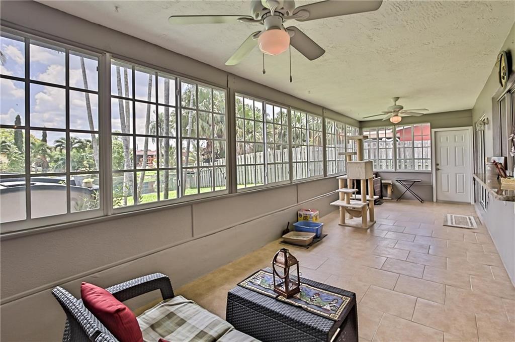 Sunrise Golf Village Sec - Residential