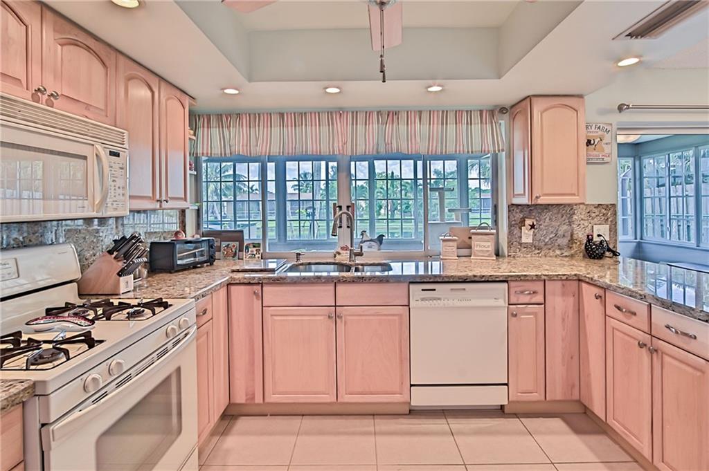 Sunrise Golf Village Sec - Residential