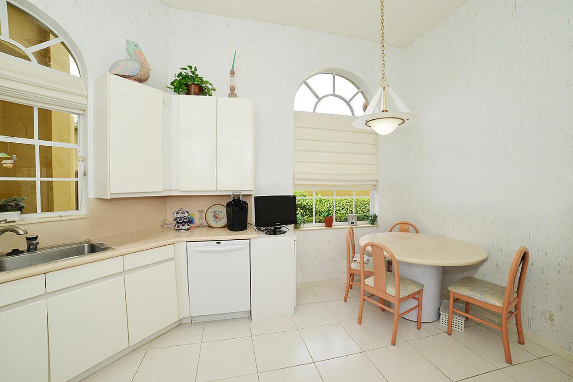 BANYANS - Residential Lease