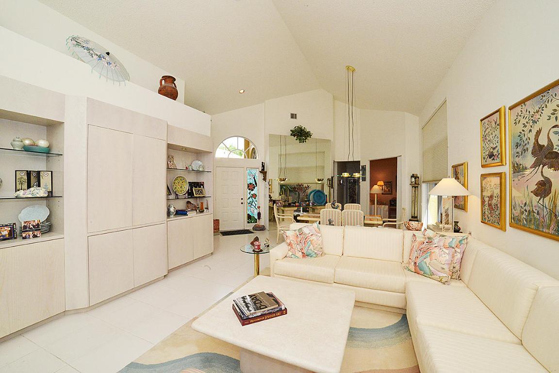 BANYANS - Residential Lease