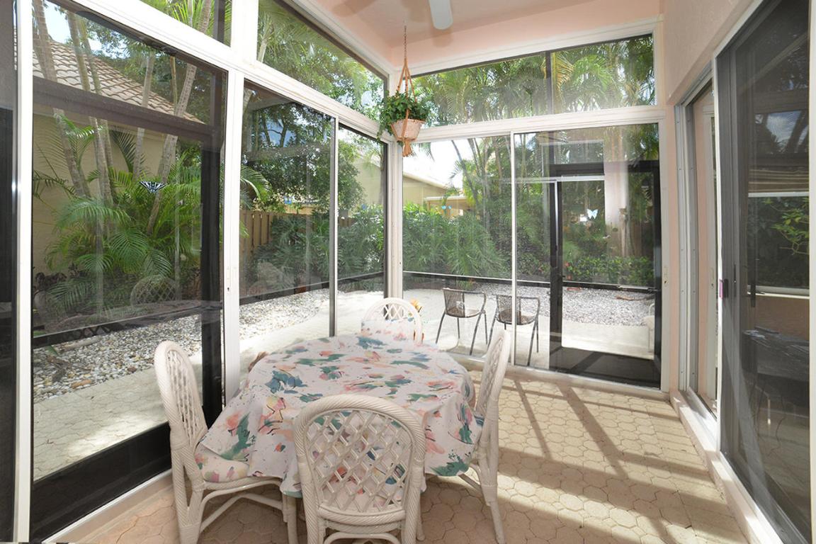 BANYANS - Residential Lease