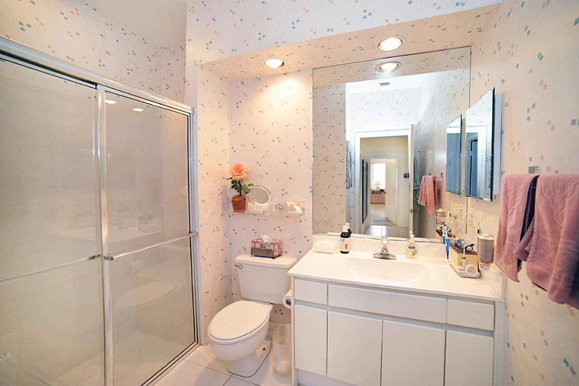 BANYANS - Residential Lease