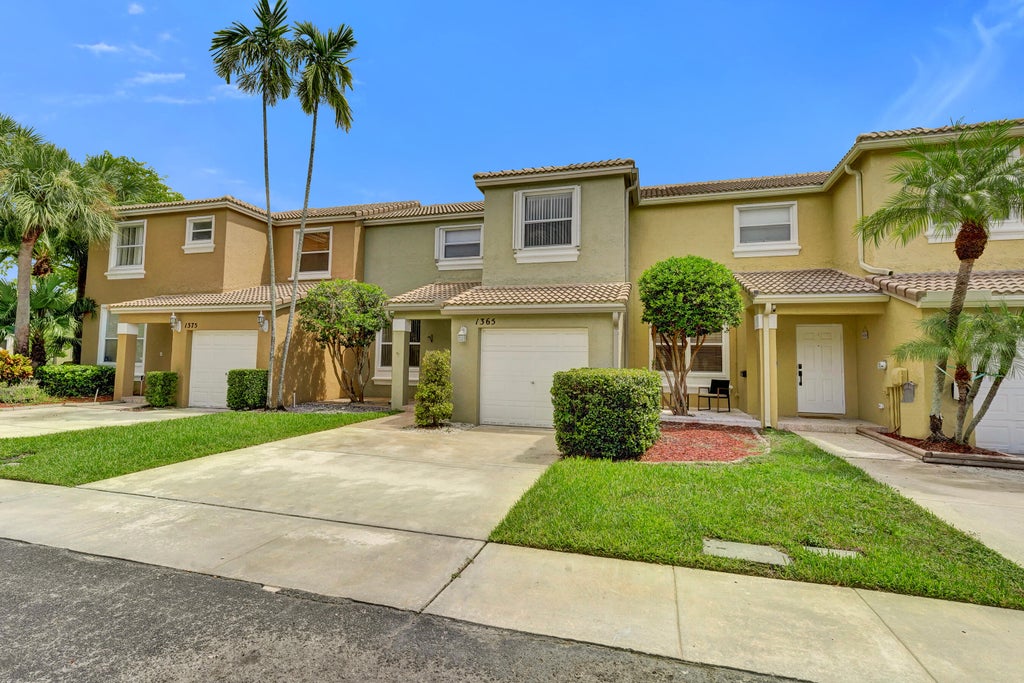 Photo of 1365 NW 154th Lane, Pembroke Pines, FL 33028 (MLS # B26074085)