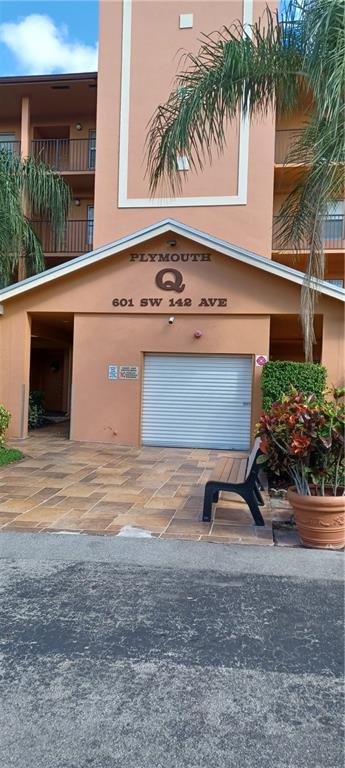 CENTURY VILLAGE - Residential