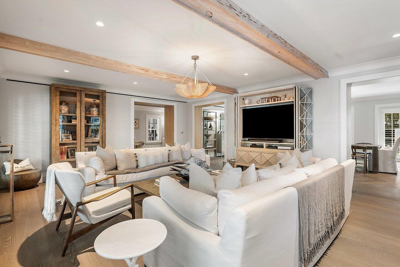 880 S Ocean Boulevard