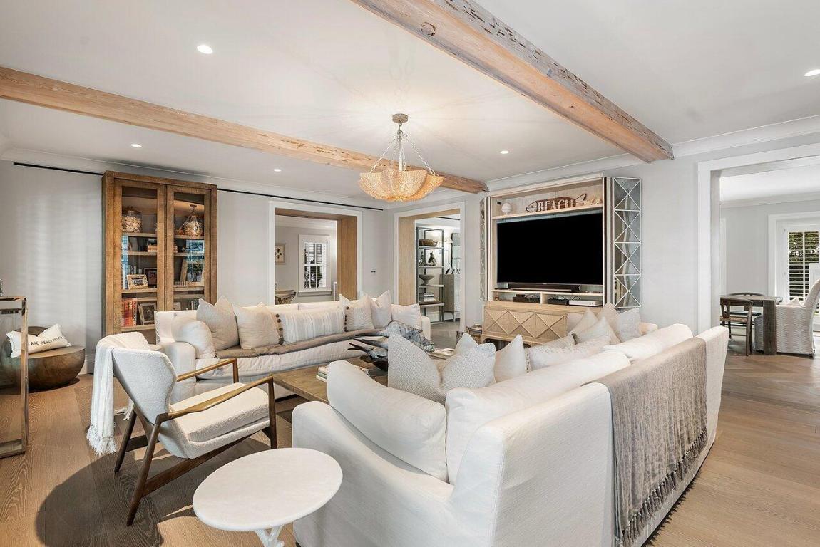 880 S Ocean Boulevard