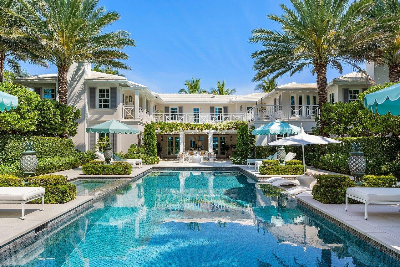 VIA VIZCAYA - Residential