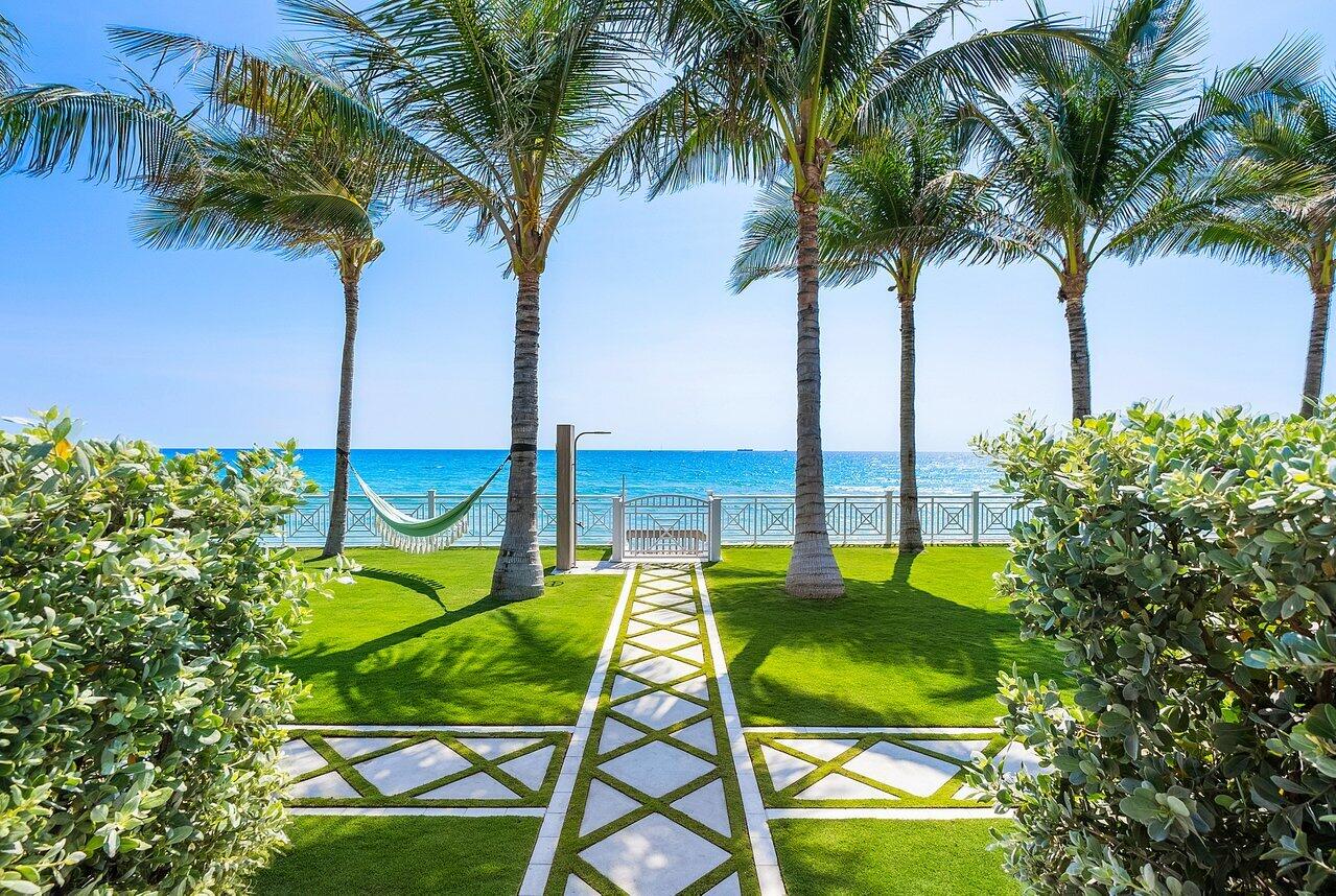 VIA VIZCAYA - Residential