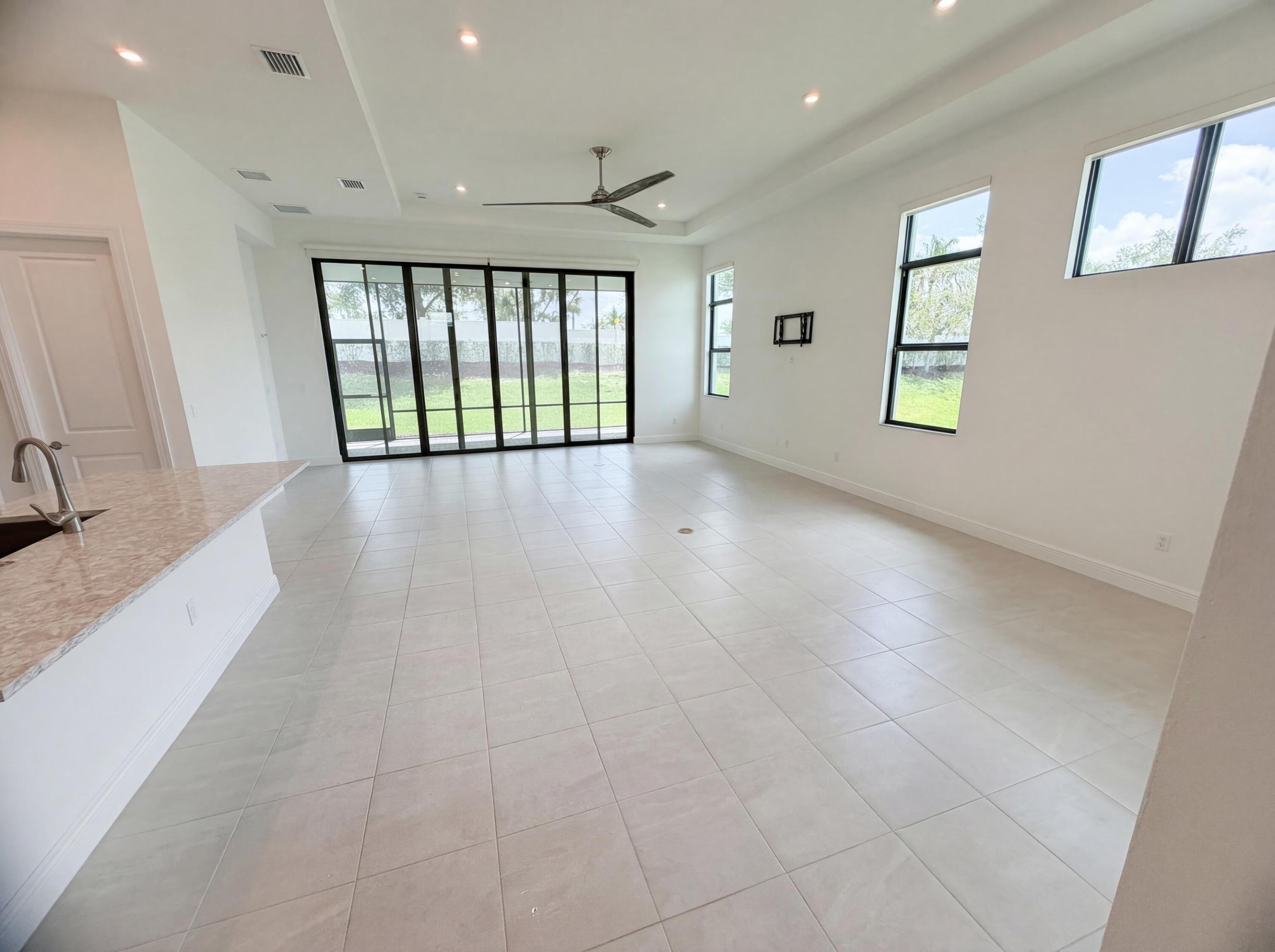 VERANDA ESTATES PHASE 1 - Residential