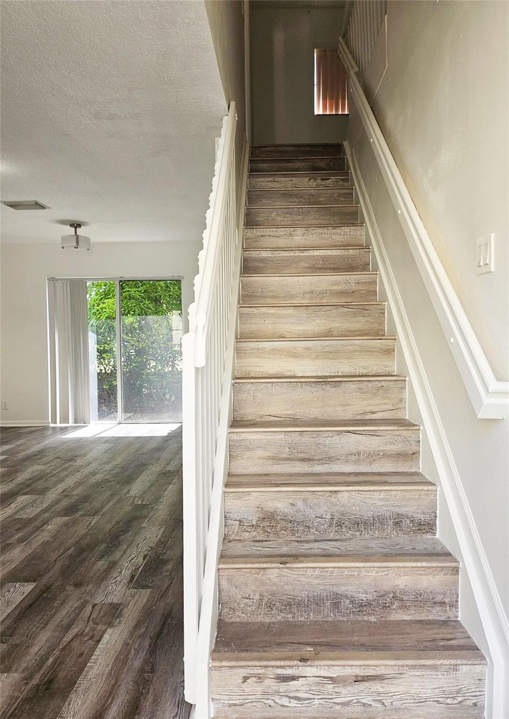 Photo of 190 SE 2nd Street, Deerfield Beach, FL 33441 (MLS # F10452237)