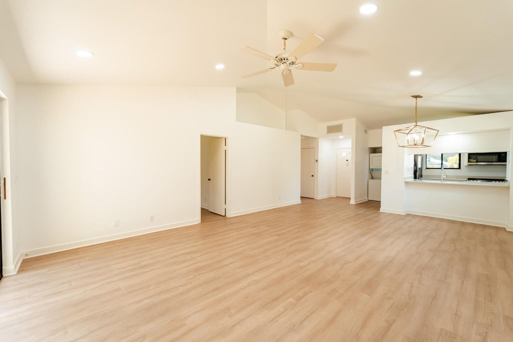 Photo of 833 Club Drive, Palm Beach Gardens, FL 33418 (MLS # R10919159)