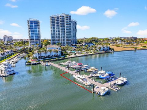 120 Water Club Court N North Palm Beach FL 33408