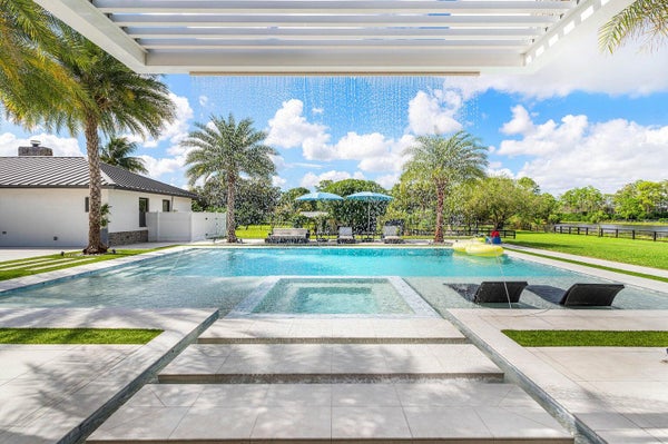 11173 MANATEE TER, WELLINGTON, FL 33449 - Image 0aefd3debab6df2ff75836682caf0d29/745378886