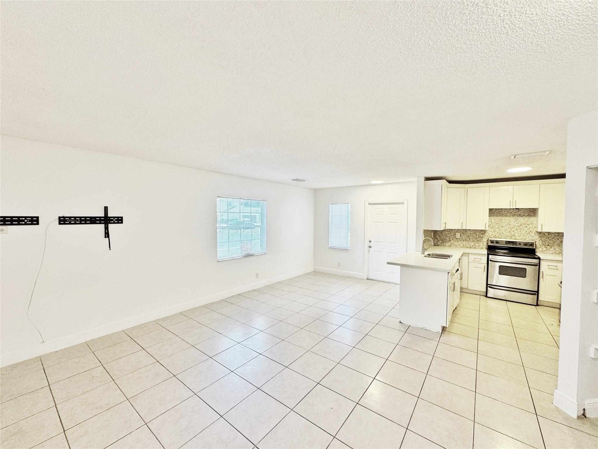 Tuskegee Park 3-9 B - Residential Lease
