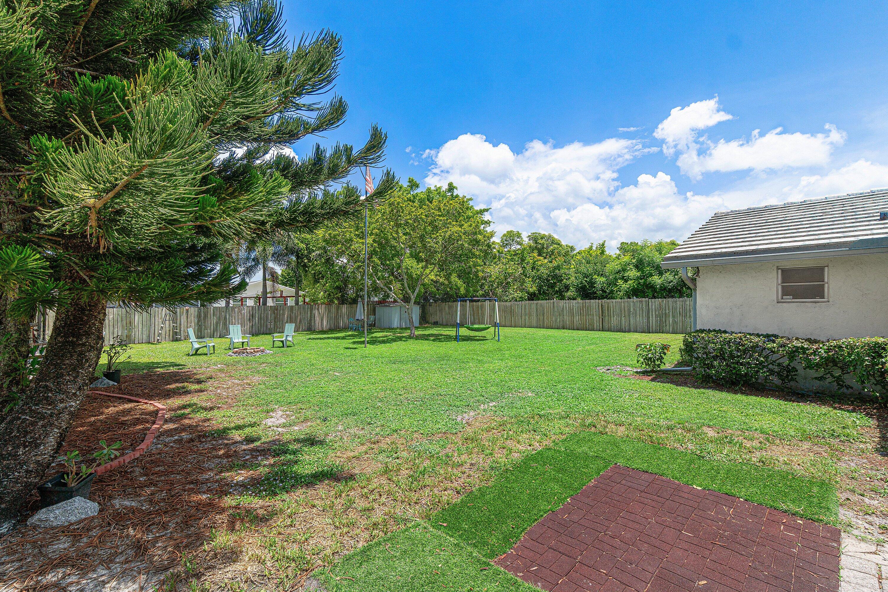 348 Sandpiper Avenue